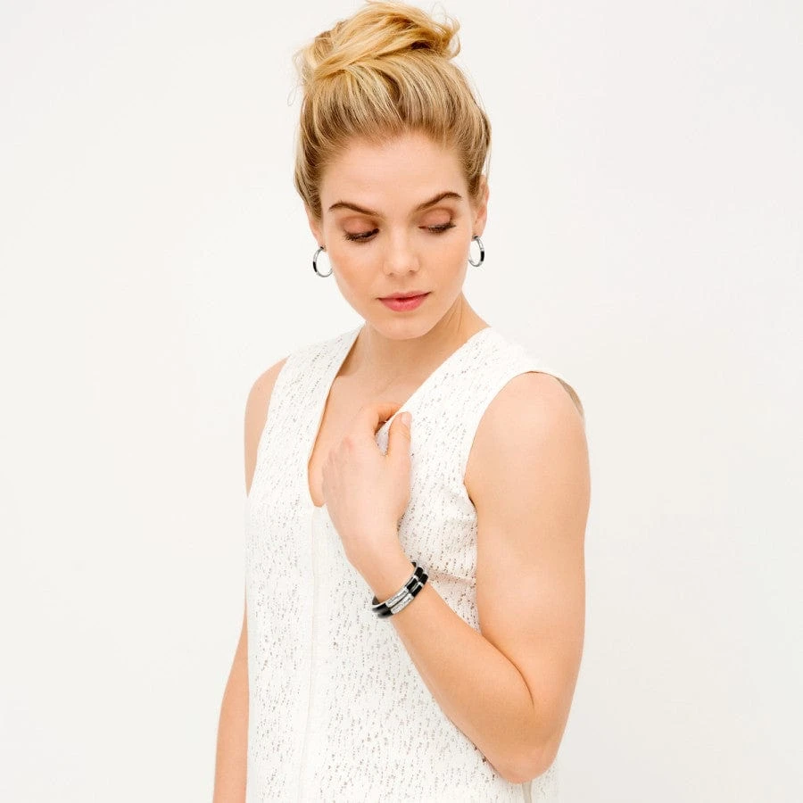 Wiltern Hinged Bangle 3 Wiltern Hinged Bangle - Image 3